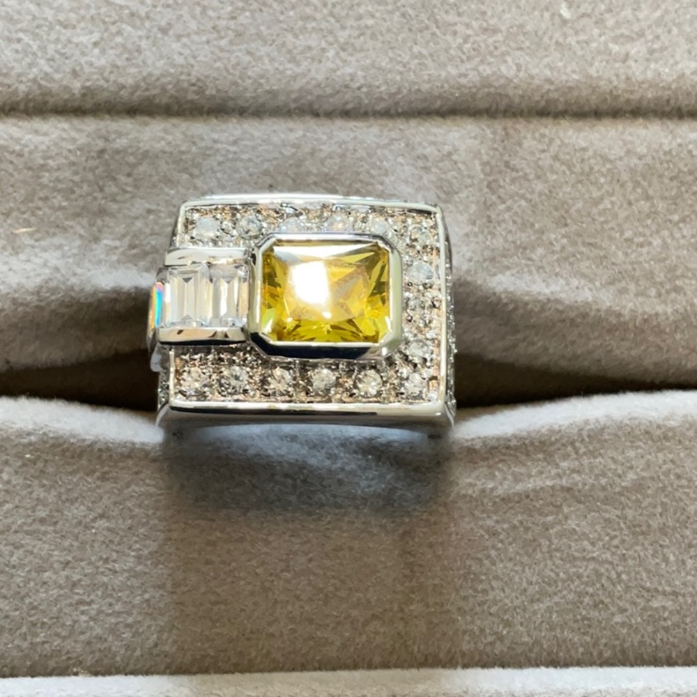 Sterling silver 925 yellow stone ring